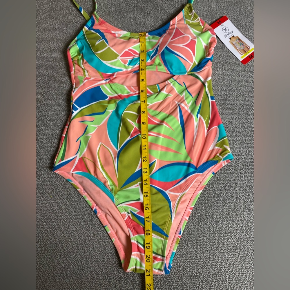 Hurley Women’s Multi Color Cutout One Piece Swimsuit Beach Coastal Vacation Bold - Picture 4 of 4